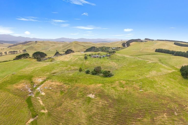 Photo of property in 1265 Babylon Coast Road, Omamari, Dargaville, 0373