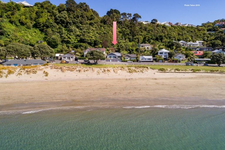 Photo of property in 217 Marine Parade, Seatoun, Wellington, 6022