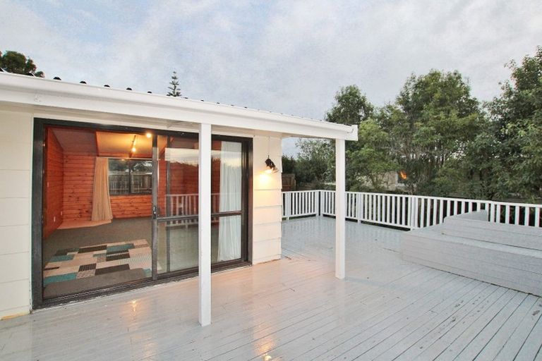 Photo of property in 1/29 Rosier Road, Glen Eden, Auckland, 0602