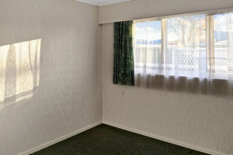 Photo of property in 1/15 Peddie Street, Taradale, Napier, 4112