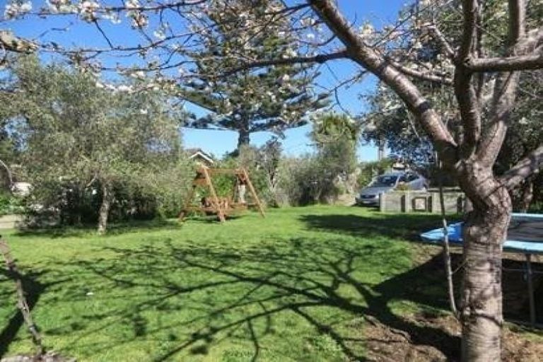 Photo of property in 22 Forest Lane, Raumati South, Paraparaumu, 5032