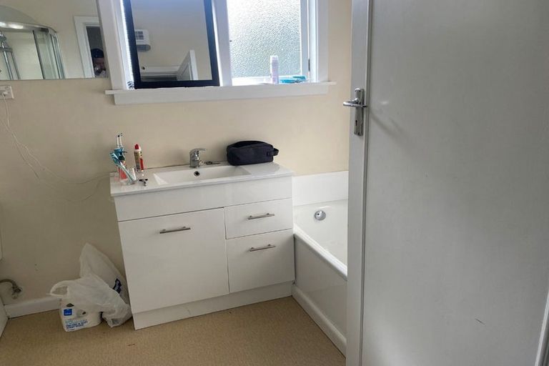 Photo of property in 2/30 Creyke Road, Ilam, Christchurch, 8041