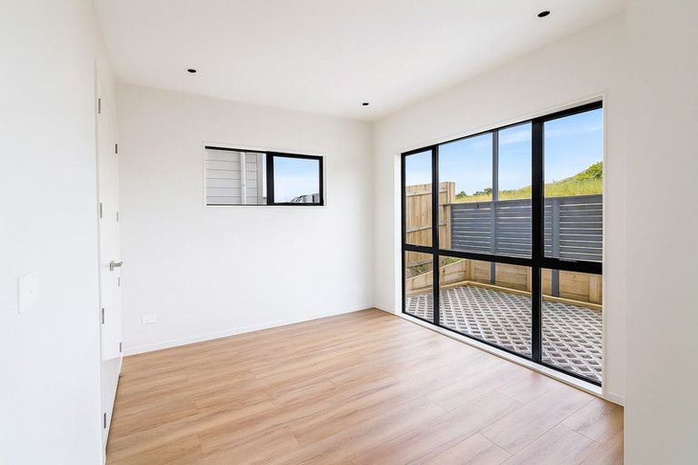 Photo of property in 17 Whale Bay Rise, Gulf Harbour, Whangaparaoa, 0930