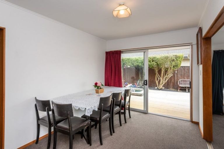 Photo of property in 5 Gibbs Drive, Woodend, 7610