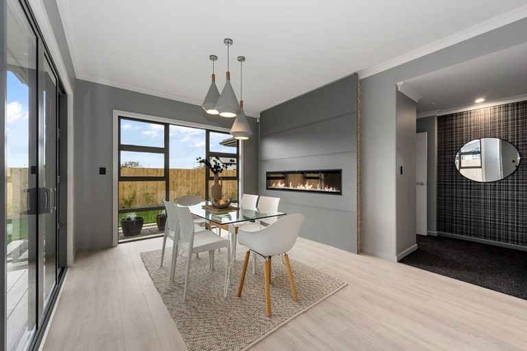 Photo of property in 10 Sydney Place, Flagstaff, Hamilton, 3210