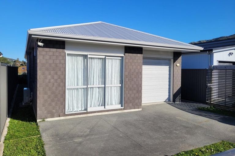 Photo of property in 26 Karearea Avenue, Kenepuru, Porirua, 5022