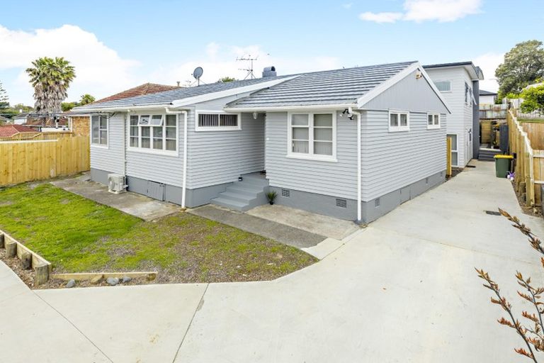 Photo of property in 14 Buller Crescent, Manurewa, Auckland, 2102