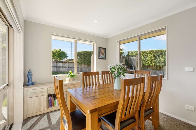 Photo of property in 2 Highbury Place, Nawton, Hamilton, 3200