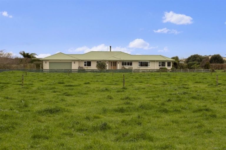 Photo of property in 281 Waihi Road, Hawera, 4673