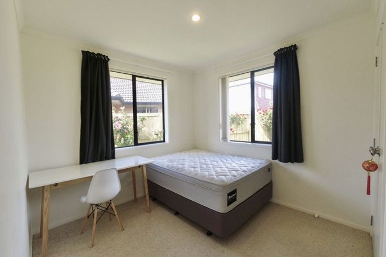 Photo of property in 10 Parkside Drive, Huntington, Hamilton, 3210