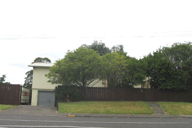 Photo of property in 2/64 Seaview Road, Glenfield, Auckland, 0629