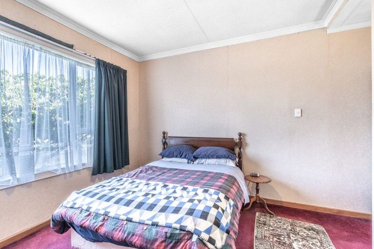Photo of property in 190 Morton Street, Strathern, Invercargill, 9812