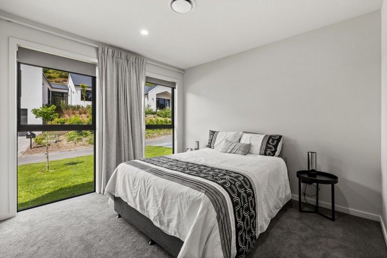 Photo of property in 20 Taruna Place, Havelock North, 4130
