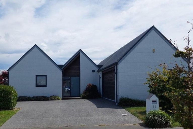Photo of property in 21 Maclaren Road, Wigram, Christchurch, 8042