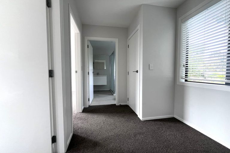 Photo of property in 6e Huia Street, Tawa, Wellington, 5028