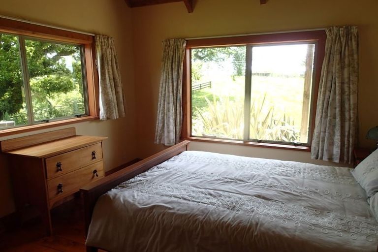 Photo of property in 1346 Egmont Road, Egmont Village, Inglewood, 4386