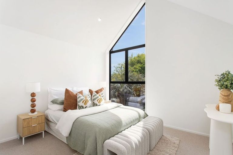 Photo of property in 2/50b Murray Place, Saint Albans, Christchurch, 8014