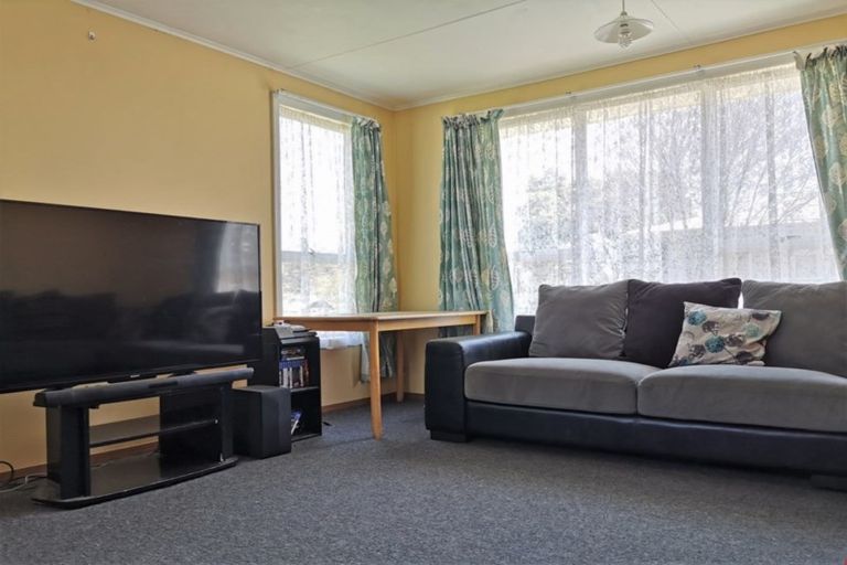 Photo of property in 83 Kitchener Street, Wairoa, 4108