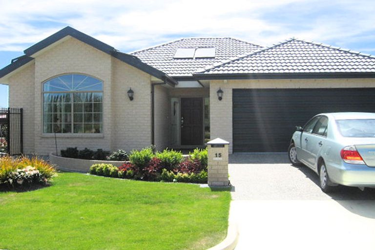 Photo of property in 15 Caleb Place, Northwood, Christchurch, 8051