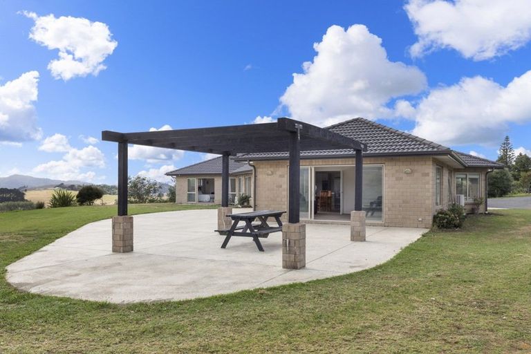 Photo of property in 779 Paparata Road, Ararimu, Bombay, 2675