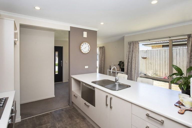 Photo of property in 3 Reeves Road, Rangiora, 7400