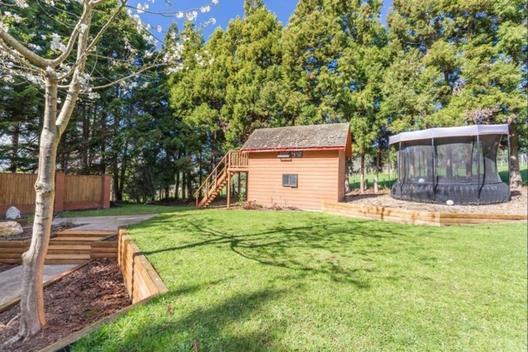 Photo of property in 72 Fairfield Road, Levin, 5510