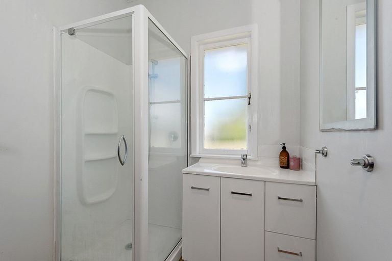 Photo of property in 3 Olwyn Terrace, Dinsdale, Hamilton, 3204