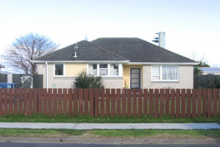 Photo of property in 39 Constable Crescent, Onekawa, Napier, 4110