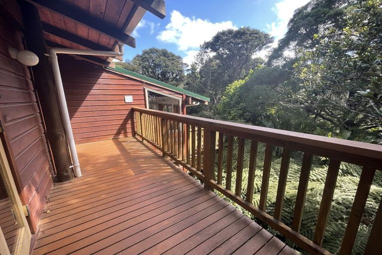 Photo of property in 191 Scenic Drive, Titirangi, Auckland, 0604