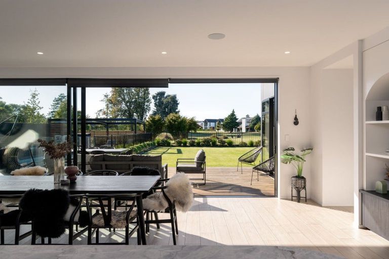 Photo of property in 13 Karere Avenue, Marshland, Christchurch, 8083