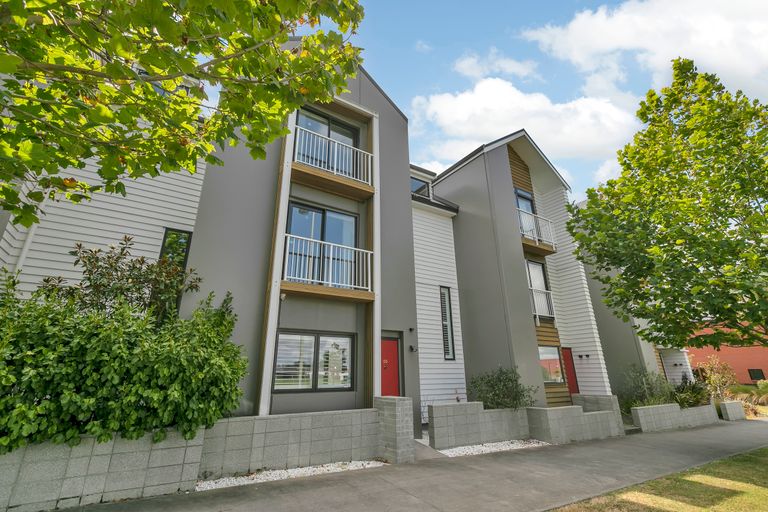 Photo of property in 30 Squadron Drive, Hobsonville, Auckland, 0616