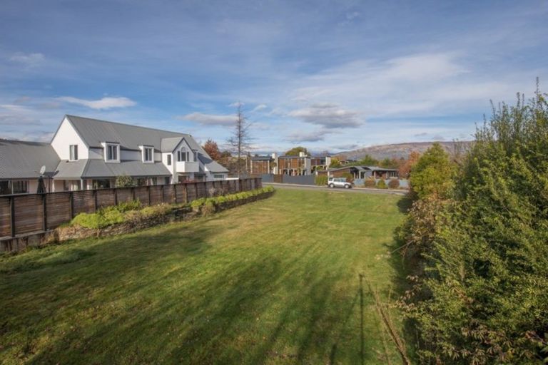 Photo of property in 2a Waimana Place, Wanaka, 9305