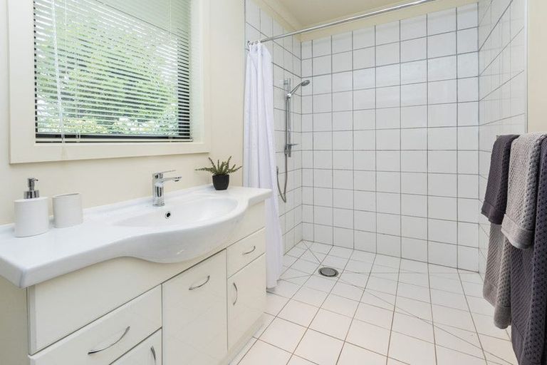 Photo of property in 154 Tancred Street, Linwood, Christchurch, 8062