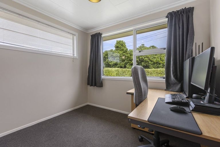 Photo of property in 28a Paritutu Road, Spotswood, New Plymouth, 4310