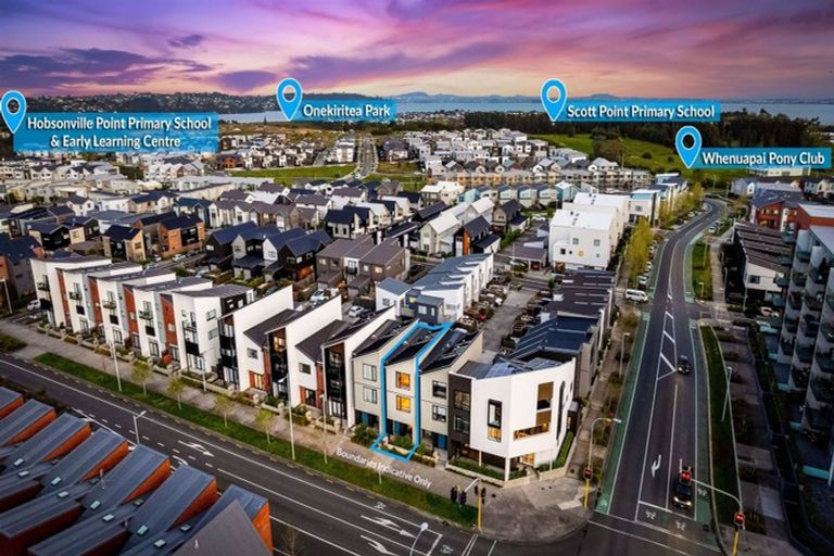 Photo of property in 95 Hobsonville Road, Hobsonville, Auckland, 0616