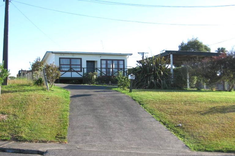 Photo of property in 95 Sunnyside Road, Sunnyvale, Auckland, 0612