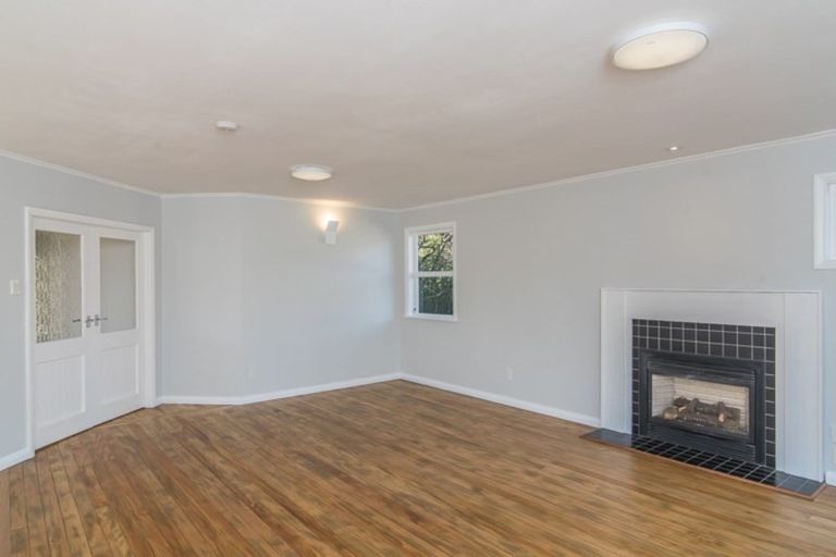 Photo of property in 3 Koromiko Road, Waikanae, 5036