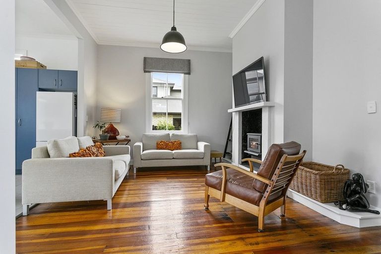 Photo of property in 56 Hall Street, Cambridge, 3434