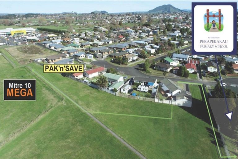 Photo of property in 222 Cameron Avenue, Te Awamutu, 3800