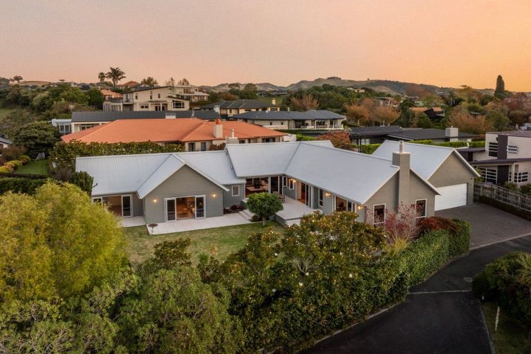 Photo of property in 50 Rochfort Road, Havelock North, 4130