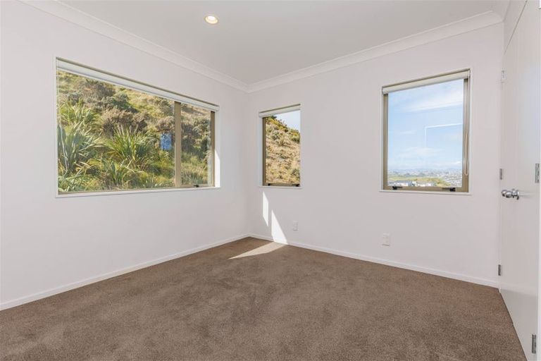 Photo of property in 14 Gifford Grove, Churton Park, Wellington, 6037
