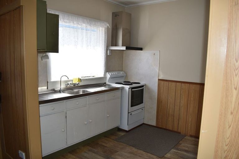 Photo of property in 1/20 Northcote Road, Takapuna, Auckland, 0622