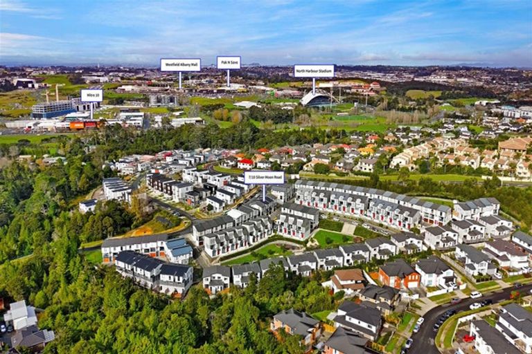 Photo of property in 7/10 Silver Moon Road, Albany Heights, Auckland, 0632