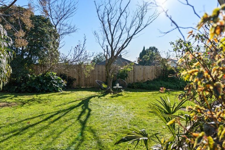Photo of property in 6 Mountbatten Place, Te Puke, 3119