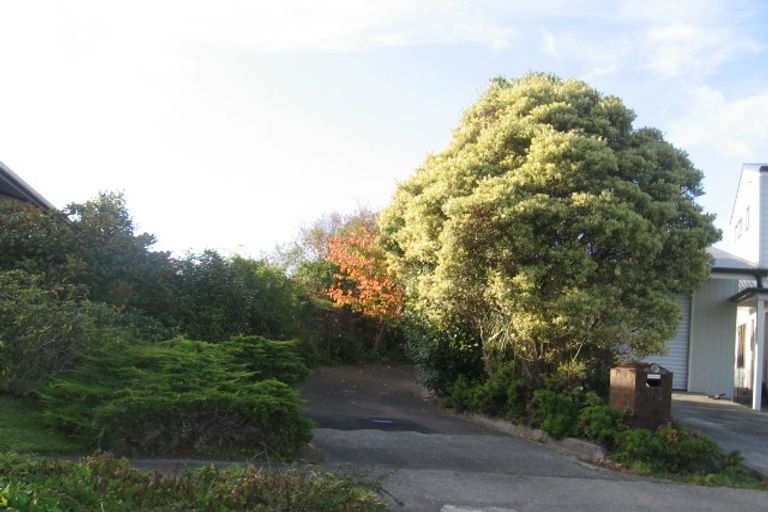 Photo of property in 104-106 Mercury Way, Whitby, Porirua, 5024