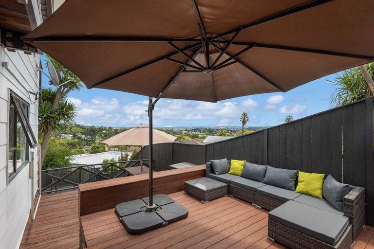 Photo of property in 1/38 Birkdale Road, Birkdale, Auckland, 0626