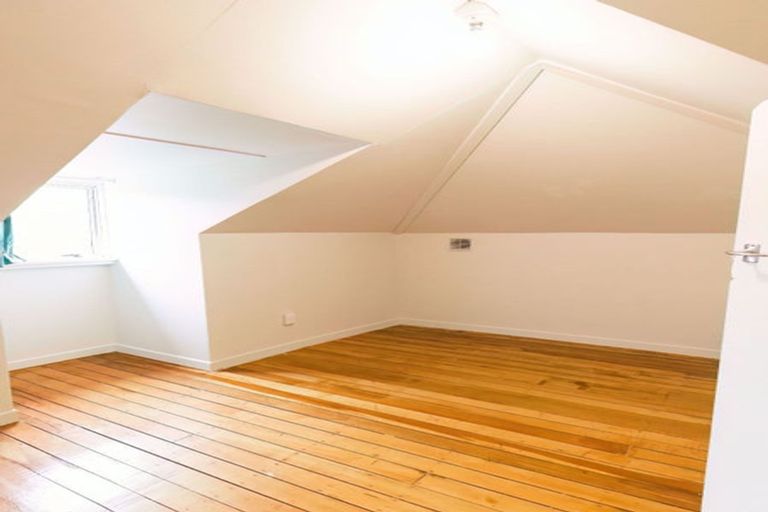 Photo of property in 41 Glenpark Avenue, Mornington, Dunedin, 9011
