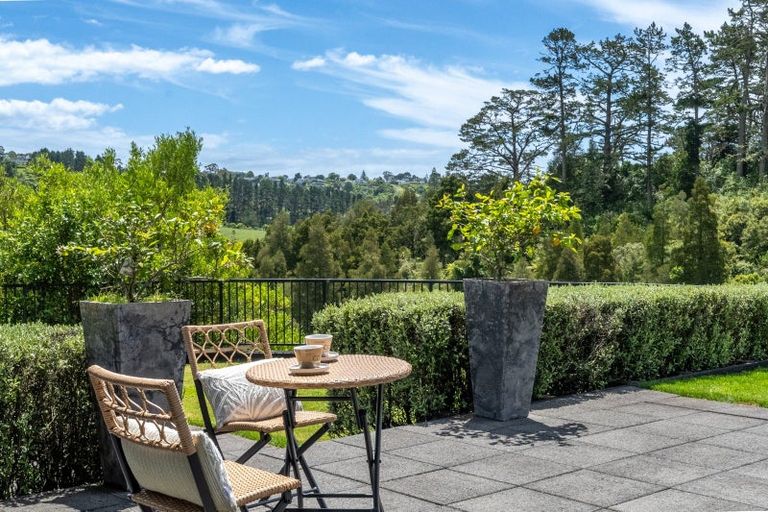 Photo of property in 17 Pearson Road, Whitford, 2571