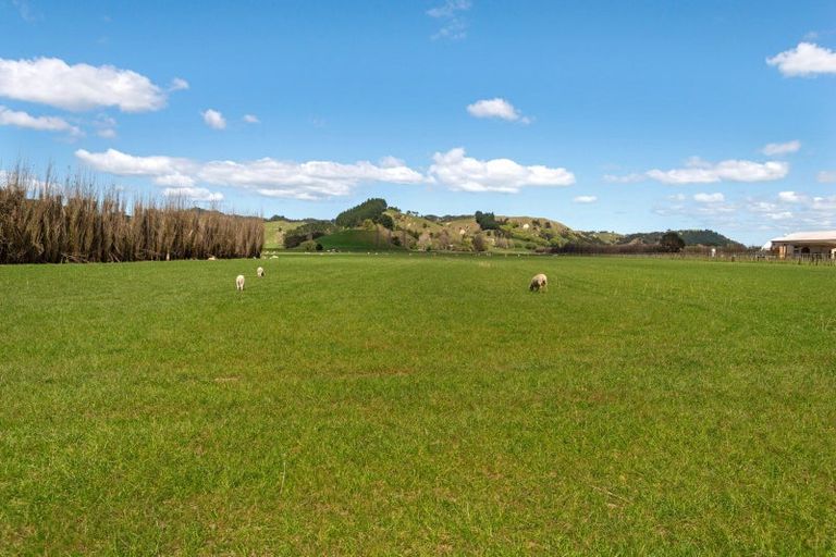 Photo of property in 144 Ngakoroa Road, Ormond, Gisborne, 4071
