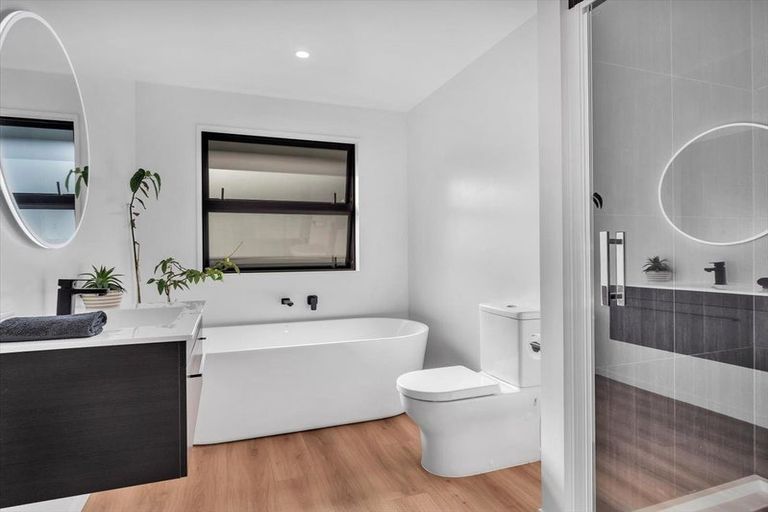 Photo of property in 215 Aubrey Road, Wanaka, 9305